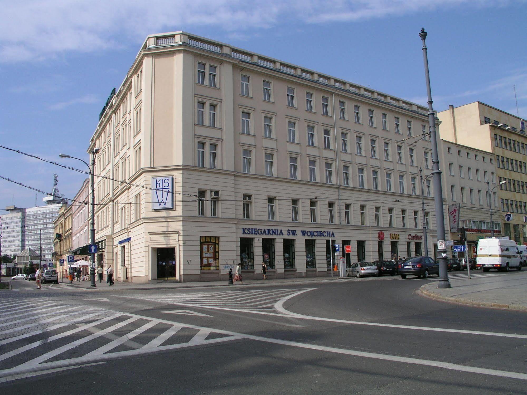 Hotel Rzymski Poznaň Exteriér fotografie